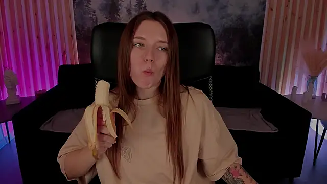 JennyDens online show from March 7, 2025, 8:34 am