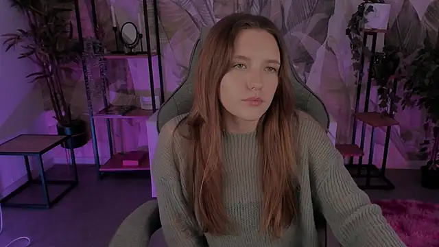 JennyDens online show from October 7, 2025, 3:42 pm