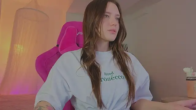 JennyDens online show from March 19, 2026, 4:33 pm