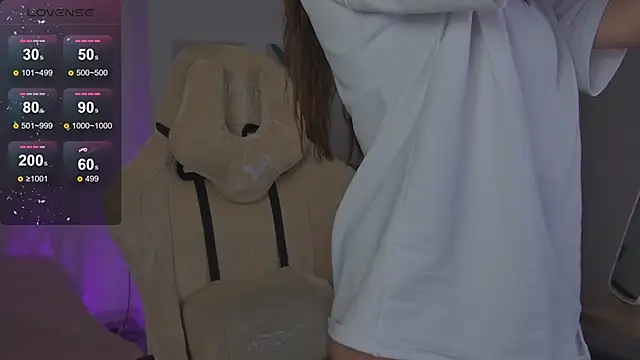 JennyDens online show from April 5, 2026, 7:00 pm