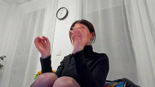 Cameron diazz online show from March 25, 2026, 8:37 pm