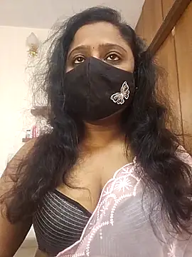 sexynayan23 online show from September 9, 2025, 4:45 am