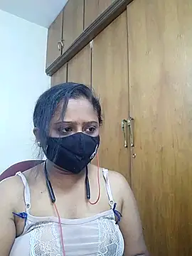 Snapshot of sexynayan23 chatting on May 14, 2026, 1:07 pm sexynayan23 online show from May 14, 2026, 1:07 pm