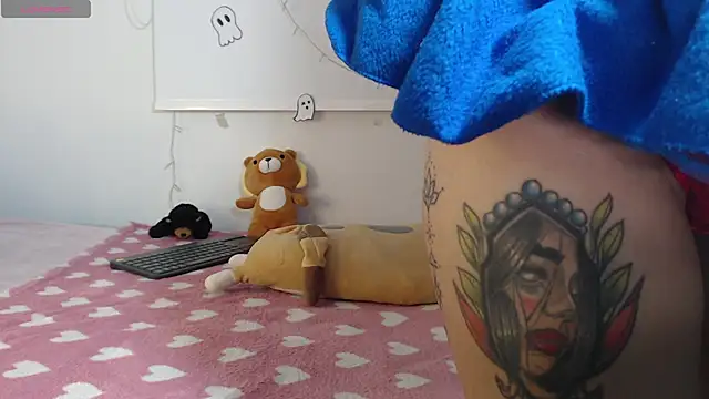 Aby Lov3 online show from January 19, 2025, 4:33 am