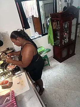 anai valentinex online show from April 19, 2026, 6:21 pm