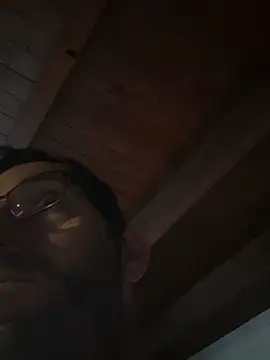 steph19x5 online show from February 6, 2025, 4:36 pm