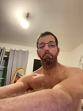 steph19x5 online show from February 12, 2025, 9:11 pm