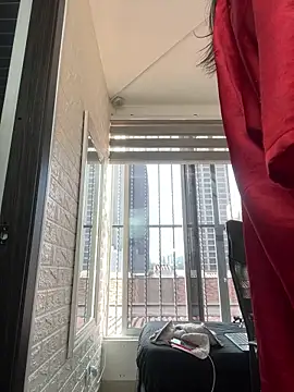 Little Amber6 online show from February 2, 2025, 9:02 pm