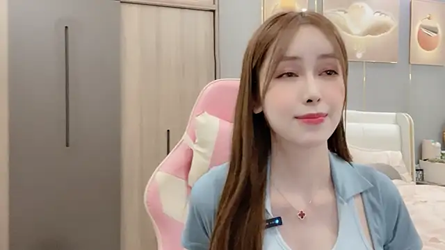 ANNA102 online show from January 20, 2025, 3:50 pm