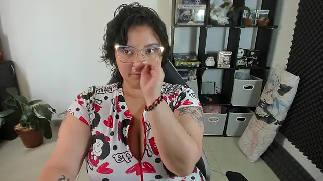 aika-dreams online show from January 29, 2025, 3:47 pm