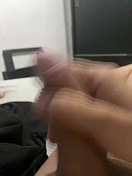 dustbor online show from January 22, 2025, 9:32 pm