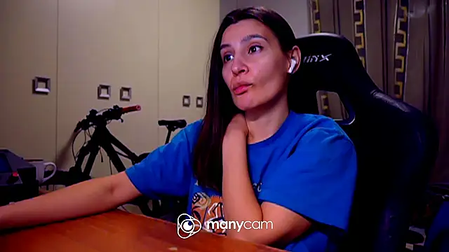 GodlyTheia online show from March 2, 2025, 6:40 pm