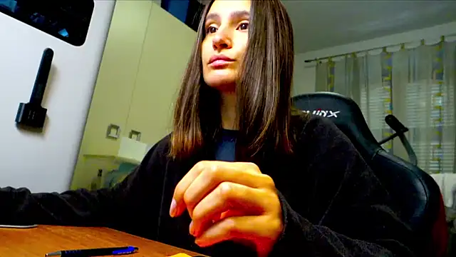 GodlyTheia online show from November 21, 2025, 12:04 pm