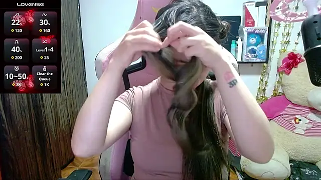 Maggie Fox3 online show from March 12, 2025, 5:46 am