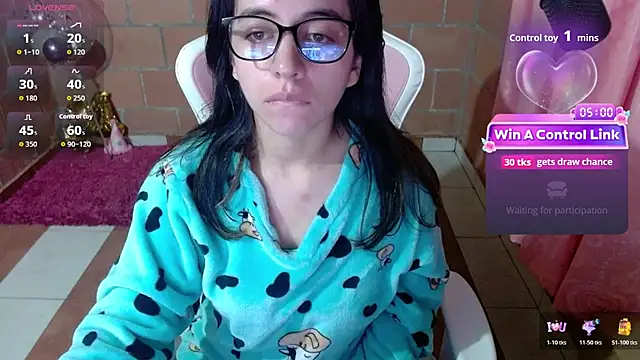 Snapshot of Maggie_Fox3 chatting on July 20, 2026, 2:26 am Maggie Fox3 online show from July 20, 2026, 2:26 am