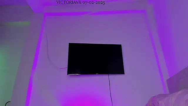 VictoriaVX online show from February 7, 2025, 11:01 am