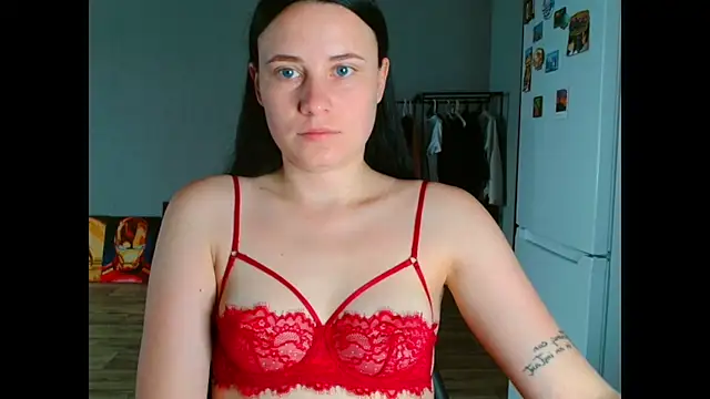 VikiKelt online show from September 12, 2025, 1:06 am