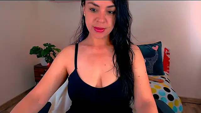 Snapshot of LATINGODDESS_X chatting on June 19, 2026, 3:05 pm LATINGODDESS X online show from June 19, 2026, 3:05 pm