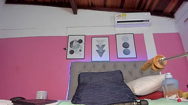 LEXA MURPHY online show from December 3, 2024, 1:52 am