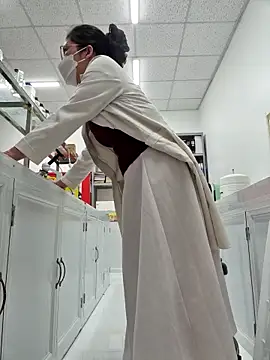 HinaLovely online show from February 23, 2026, 9:34 pm