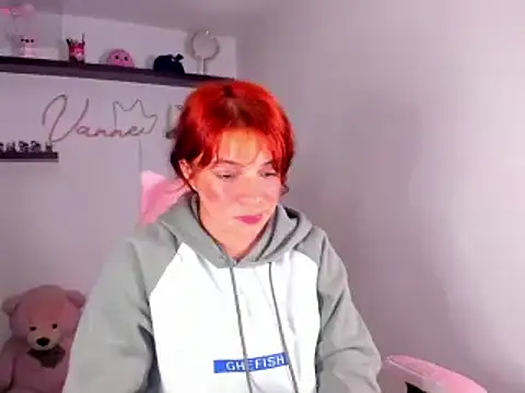 Vannessa  Shy online show from April 21, 2026, 9:06 pm