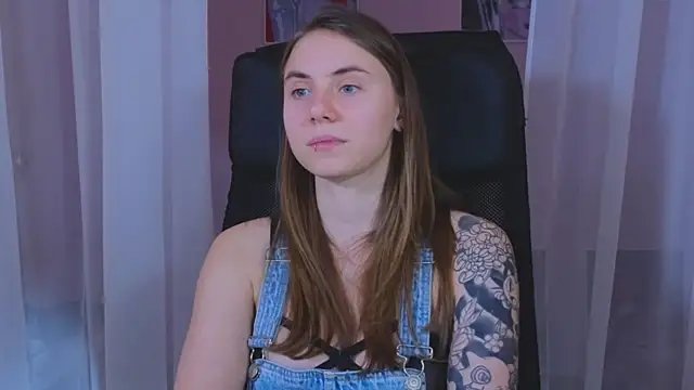  AnnaStark  online show from January 4, 2025, 2:25 am