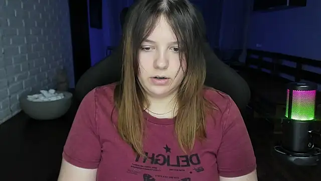 XNirvanaX online show from December 15, 2024, 4:07 am