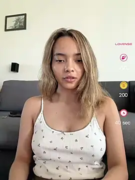 Snapshot of Irina_Grant chatting on May 1, 2026, 5:45 am Irina Grant online show from May 1, 2026, 5:45 am