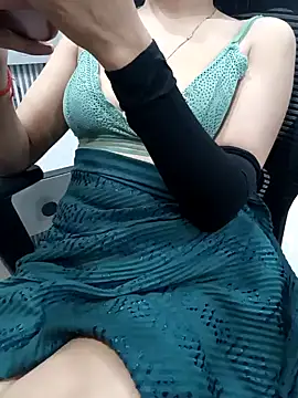 Beautiful xxo online show from February 3, 2025, 6:07 pm