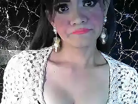 Rosebaumgardner1234 online show from January 27, 2025, 8:07 am