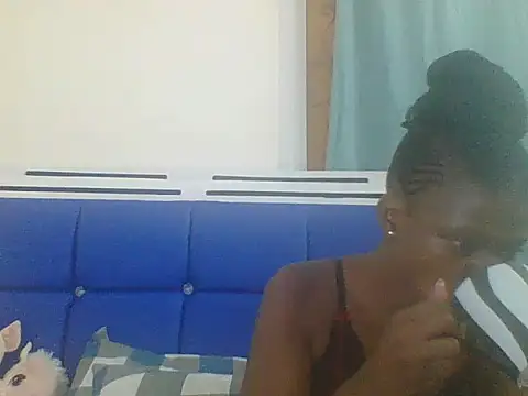 Sweetbaby004 online show from September 27, 2025, 6:40 am