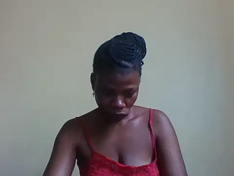 Sweetbaby004 online show from April 20, 2026, 10:51 am