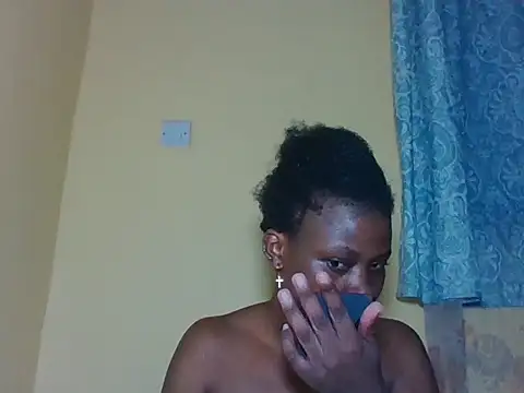 Snapshot of Sweetbaby004 chatting on May 24, 2026, 6:46 pm Sweetbaby004 online show from May 24, 2026, 6:46 pm
