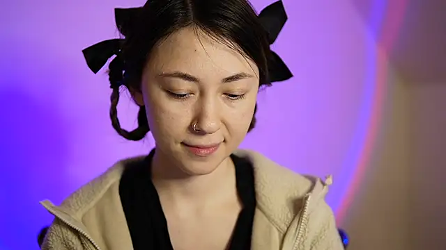 chibi moon  online show from December 23, 2024, 8:14 pm