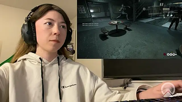 chibi moon  online show from March 4, 2026, 7:53 pm