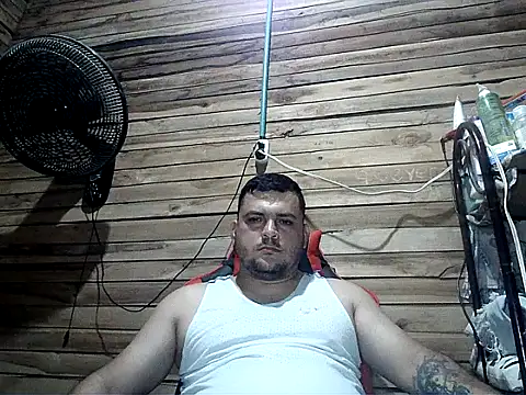 Snapshot of Arcangel_05 chatting on May 28, 2026, 5:16 am Arcangel 05 online show from May 28, 2026, 5:16 am