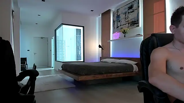 TommyTiffany online show from January 2, 2025, 8:06 am