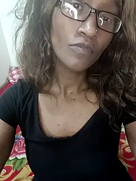 Snapshot of LunaRai chatting on March 22, 2025, 4:58 pm LunaRai online show from March 22, 2025, 4:58 pm