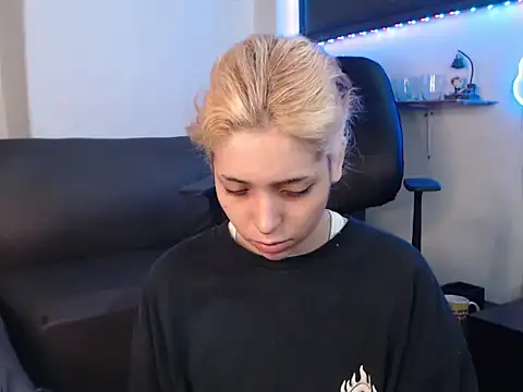 MaryJannes online show from February 26, 2025, 2:36 pm