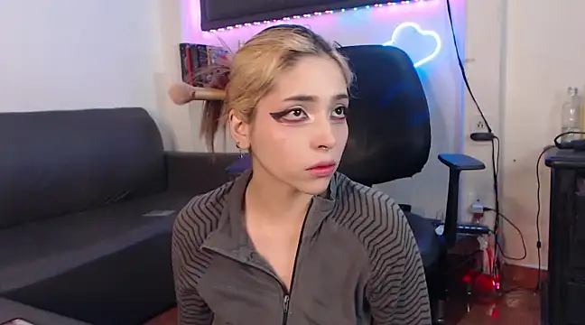 MaryJannes online show from March 14, 2025, 7:15 am