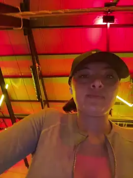 alexademie1 online show from February 12, 2025, 3:49 pm