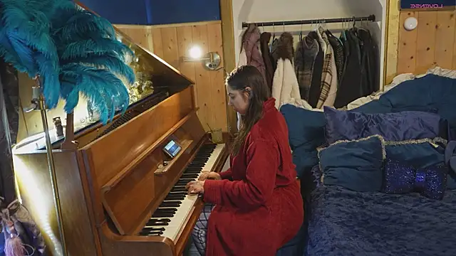 VanessaDoyle online show from February 9, 2026, 8:51 am