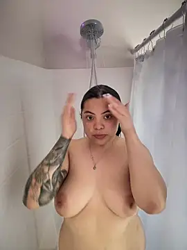 drizzypeach602 online show from December 29, 2024, 8:15 pm