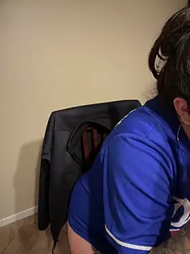 drizzypeach602 online show from January 23, 2025, 7:54 am