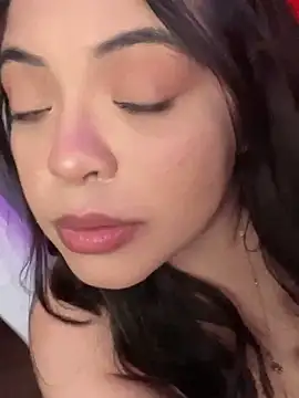 drizzypeach602 online show from February 2, 2025, 5:21 am