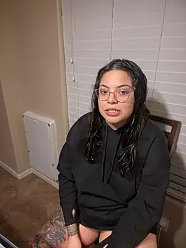 drizzypeach602 online show from February 22, 2025, 7:56 am