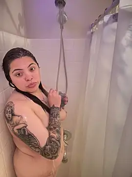 drizzypeach602 online show from February 28, 2025, 6:43 am