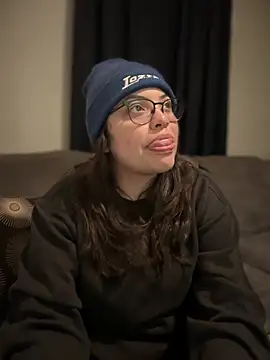 drizzypeach602 online show from October 24, 2025, 5:15 am