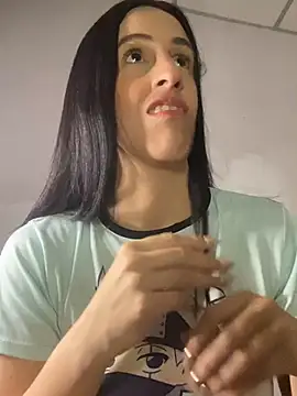 Amira Milker online show from January 10, 2025, 3:18 am