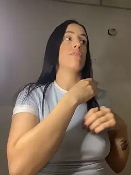 Amira Milker online show from January 18, 2025, 3:42 am